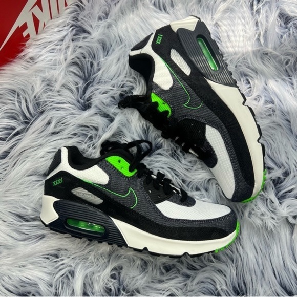 Nike Air Max 90 LTR - Picture 2 of 5